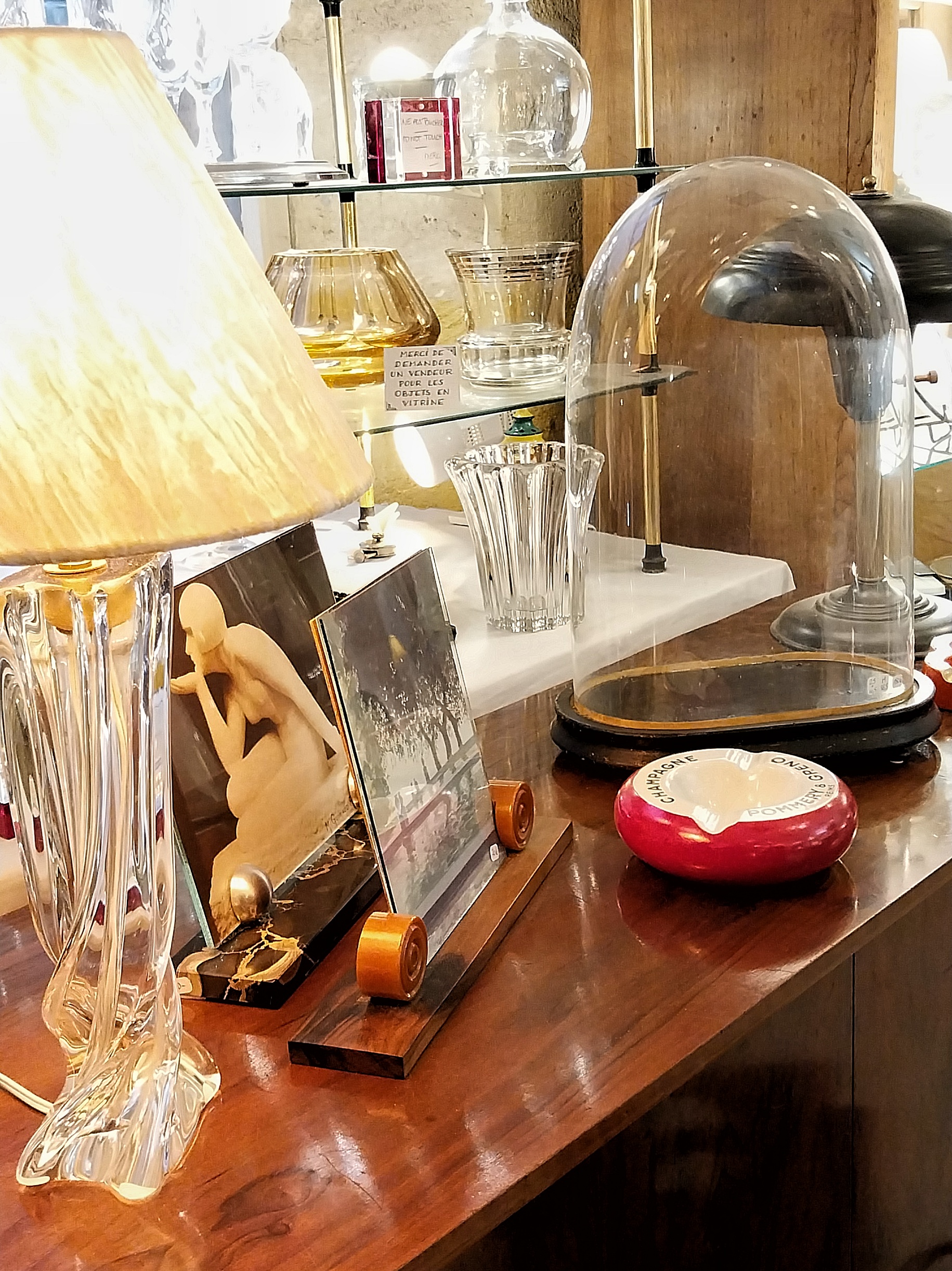 Vue magasin L'Ours Blanc Bordeaux Antiquités pour site vente internet marchand
